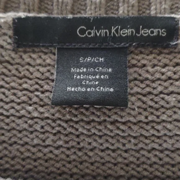 Calvin Klein Jeans Women's Sweater Small - Picture 9 of 9